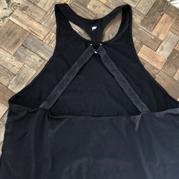 Fabletics black tank. - Picture 5 of 7